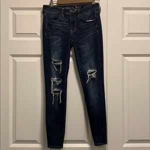 Ripped Dark Wash American Eagle Jeans Size 6
